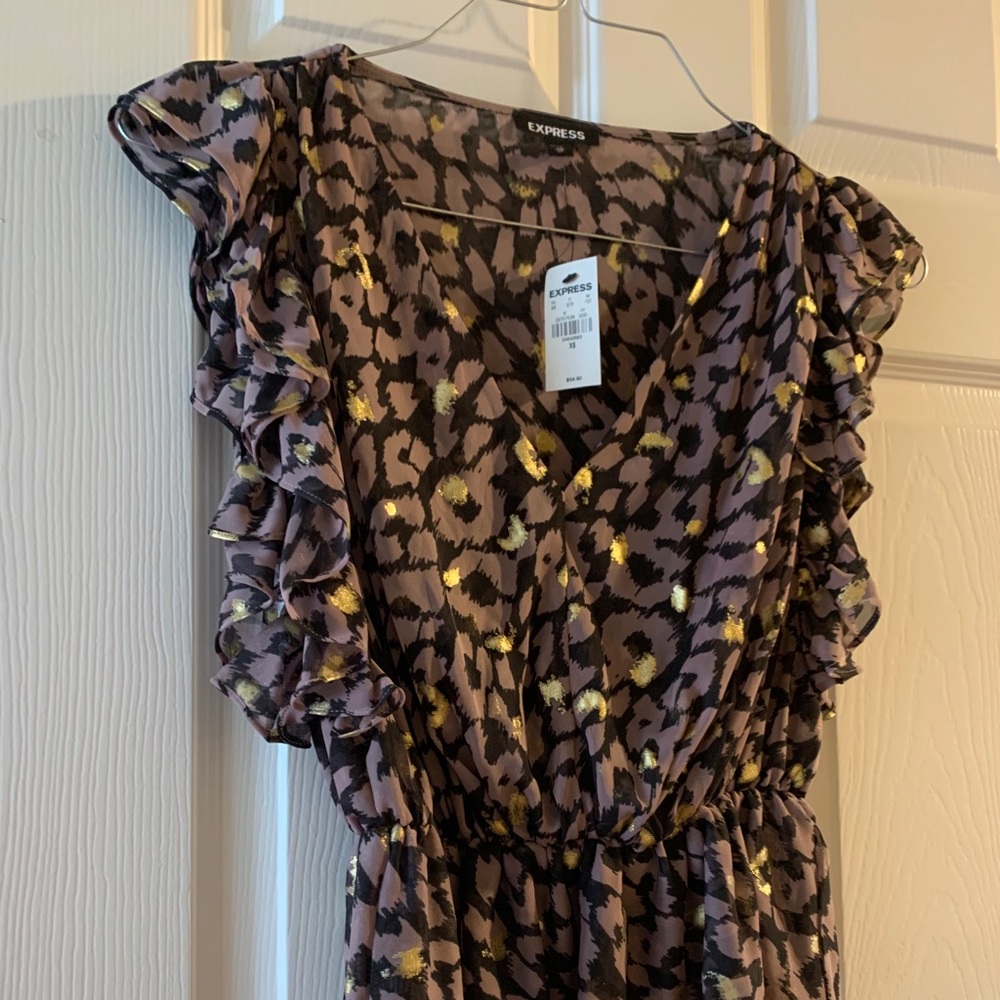 Express Top - Picture 2 of 3